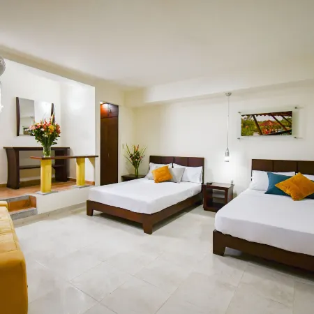 Hotel Mónaco Armenia