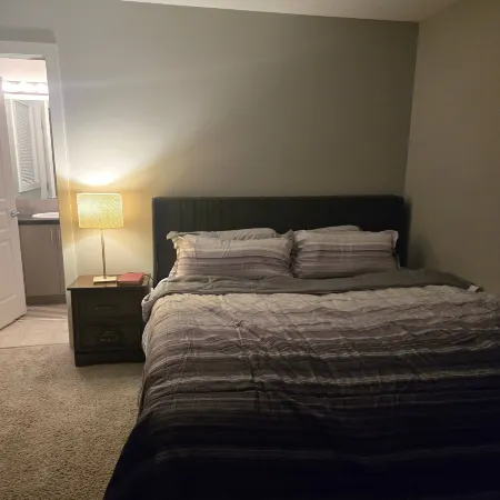 Standard bedroom with King size bed