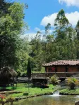 Refugio Natural - Guarne - Cabañas Ecológicas Con Jacuzzi e Hidromasaje