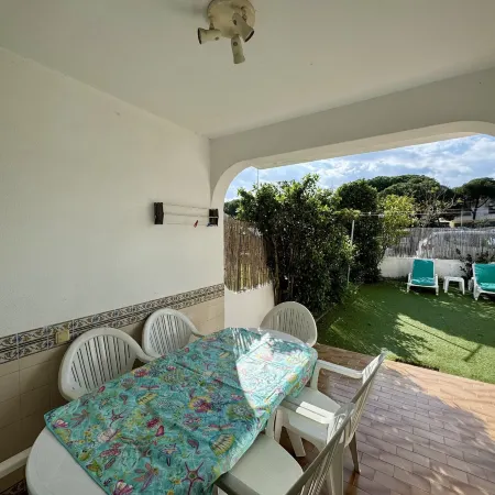 Faro Terrace Villa by Homing