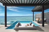 Niyama Private Islands Maldives - Pools