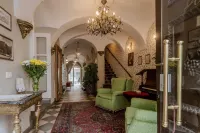 Allegro Hotel