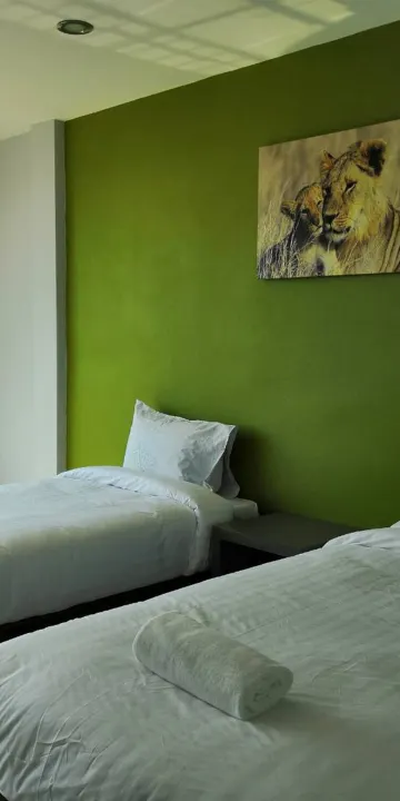 ห้องเตียงใหญ่หรือเตียงทวิน-ปลอดบุหรี่