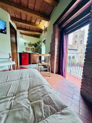 Domus Privé - Elegant Rooms with Duomo View - WiFi
