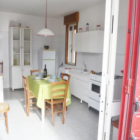Casa vacanze Sakura a 230 metri dalla spiaggia Li Marangi di San Foca
