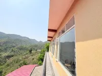 ShantiKunj民宿，靠近莫爾尼山瀑布 - 山景