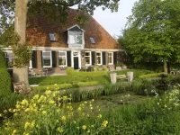 Camping en benb Welgelegen Workum Hotels in Workum
