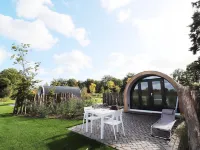 Unique Nature Lodge with Private Sauna and Unobstructed Views Hotels in Dalerveen