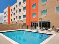 La Quinta Inn and Suites by Wyndham Corpus Christi I-37 NW Hotels in Nueces County