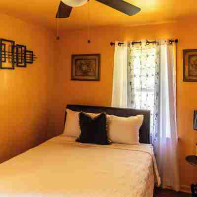 Lisa's Ranch Rooms