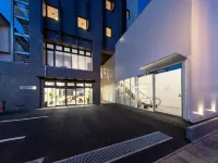 THE STILL HOTEL