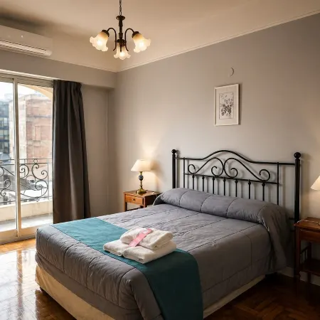 Hotel Lyon by MH Отели рядом с достопримечательностью «Железнодорожный вокзал Онсе»