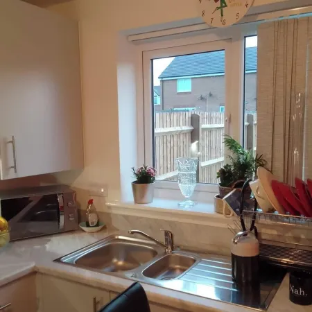 Apartment Sleeps 10 - Pets Parking Ev Charging