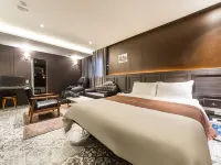 Hotel Banwol Asiad Hotels near Seonhak Station