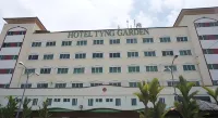 Tyng Garden Hotel - parcheggio