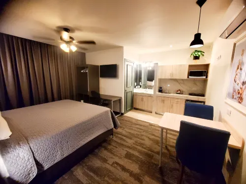 Barrio Inn Padre Mier Hostal & Suites - 2 stjerner
