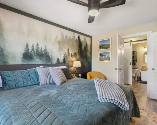 2 King Suites w/Private Baths, Near Deadwood & Terry Peak, Black Hills City View Hotels in Lead