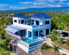 Villa Azure