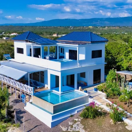 Villa Azure
