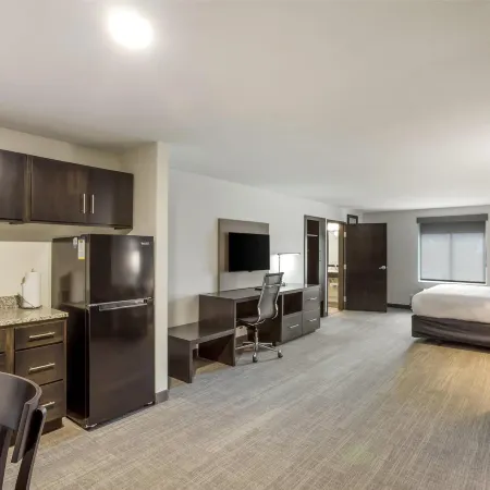 MainStay Suites Logan Ohio-Hocking Hills Hotels in Hocking County