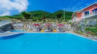 Jecheon Lake Sunrise Spa Pension - Pools