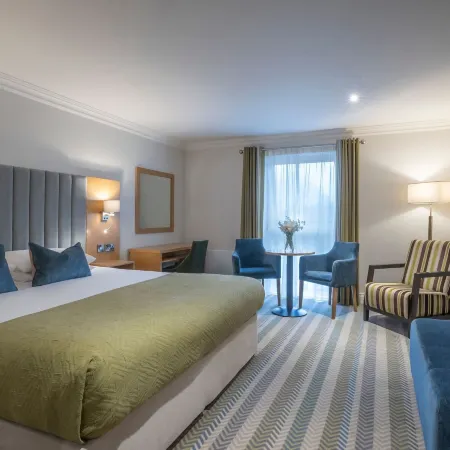 Killarney Heights Hotel