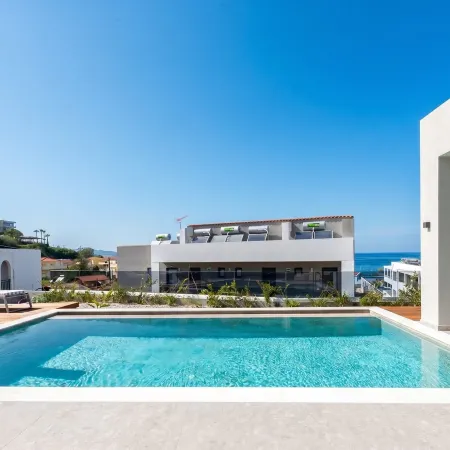 Lusol Seafront Villa I-Free Heated Pool 100m Sea