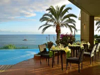 Pestana Promenade Ocean Resort Hotel Hotels near Gomes' Pools