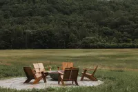 The Lodge at West River - Mountain view