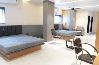SHRI PRASAD EXECUTIVE - 3-Sterne