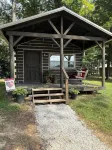 Two Furnished Cabins Open All Year, Minutes from Patoka Lake, Crawford County - Chalets