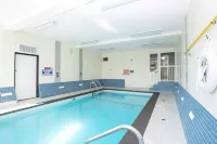 Sandman Hotel & Suites Prince George - Pools