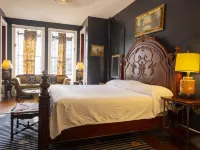 Tabard Inn Hotels near Farragut Square