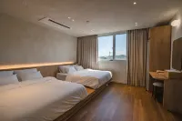 Hotel Monosaejae - 2-Star