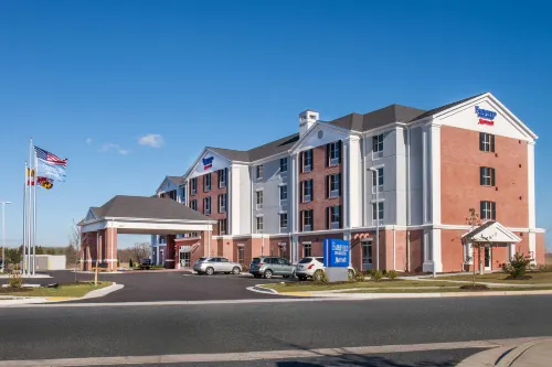 Fairfield Inn & Suites Easton - parkir