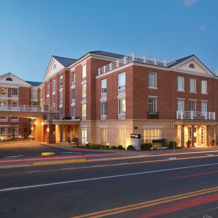Courtyard Charlottesville - University Medical Center
