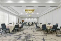 HIlton Garden Inn Auburn - Pet friendly