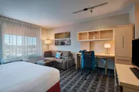 TownePlace Suites by Marriott Fayetteville Cross Creek - Wifi