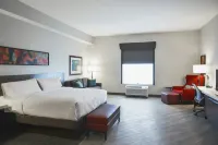 Hilton Garden Inn Louisville Mall of St. Matthews - Parkplatz