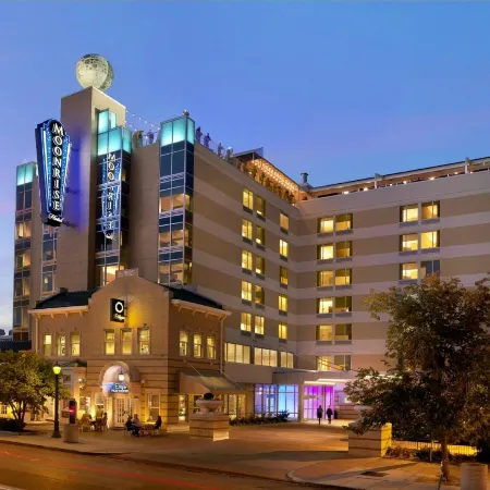 The Moonrise Hotel