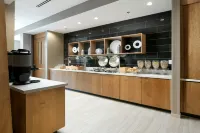 SpringHill Suites Texas City - parking