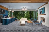 Merriweather Lakehouse, Autograph Collection - bar