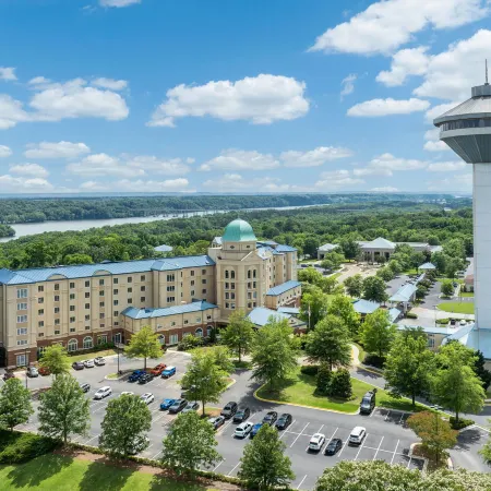Renaissance Shoals Resort & Spa