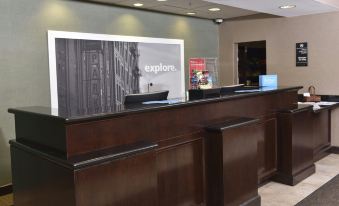 Hampton Inn & Suites Alexandria