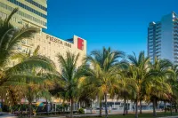 Fiesta Inn Cancun Las Americas - สระว่ายน้ำบนดาดฟ้า