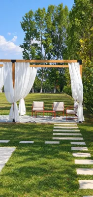 Nerium Garden Inn Tirana Airport - parking