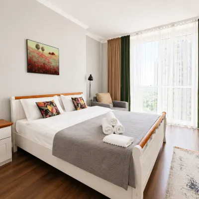 M.O.O.N. APARTMENTS Manhattan Apartments 阿拉套附近的飯店