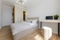 Flat Oasis Na Levom Beregu Novy Remont - 2-Star