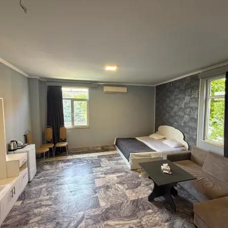 Hotel CORNER