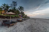 Amadi Beach Front Resort - con vistas al mar